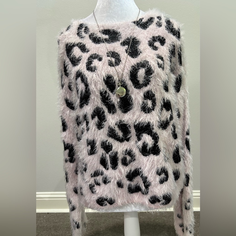 Wild Fable fuzzy angora style pink sweater black animal print medium NWT new M